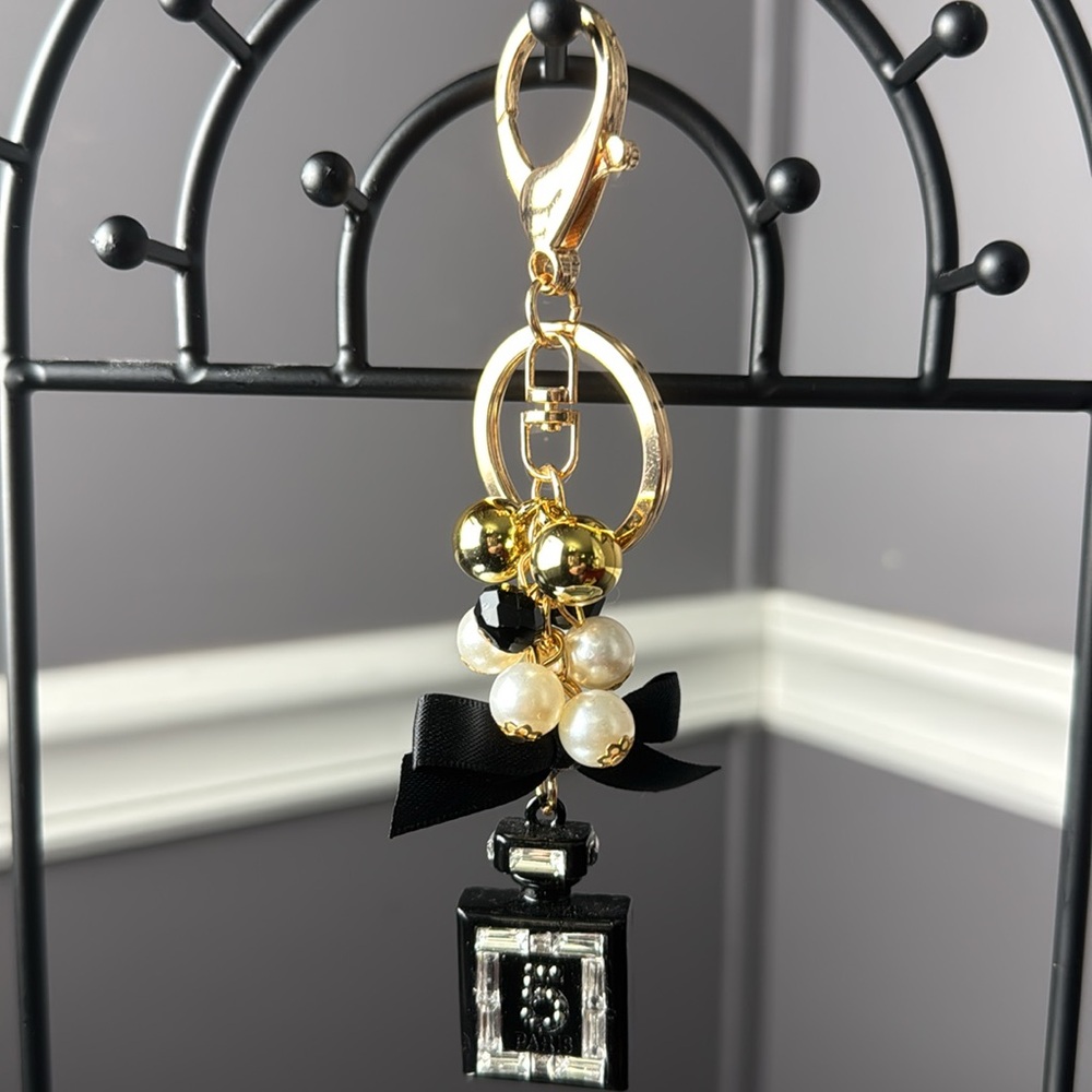Elegant Black and Gold Keychain/bagcharm with Pearl Accents